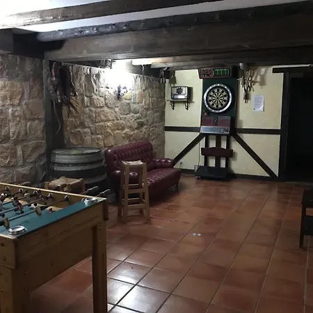 Chanin 1 - 2 Pinilla de Los Barruecos